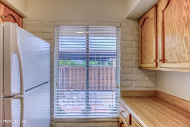602 S Pantano Rd Unit C, Tucson, AZ 85710