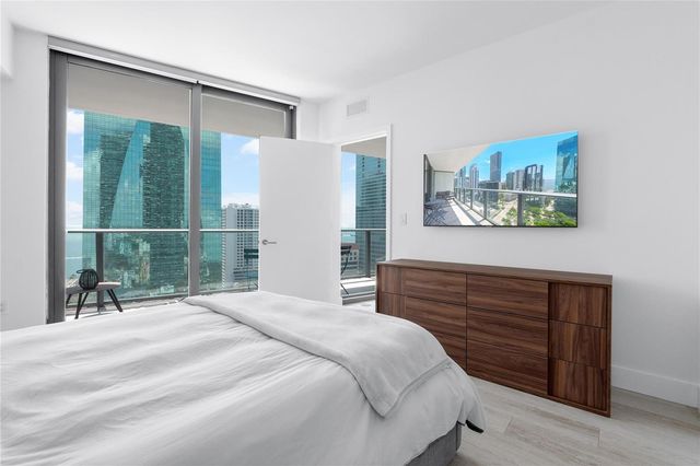 1300 S MIAMI Avenue 2003, Miami, FL 33130