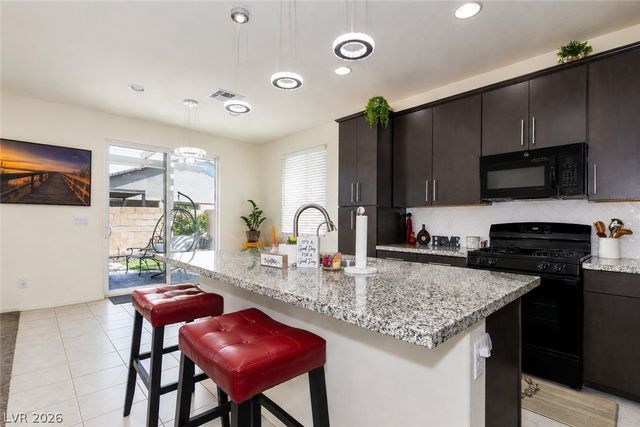 10048 Spelter Street, Las Vegas, NV 89183