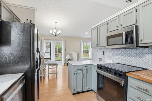 8449 Southern Springs Boulevard, Indianapolis, IN 46237