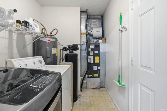 8449 Southern Springs Boulevard, Indianapolis, IN 46237