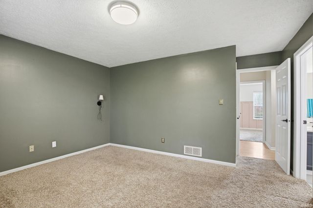 8449 Southern Springs Boulevard, Indianapolis, IN 46237