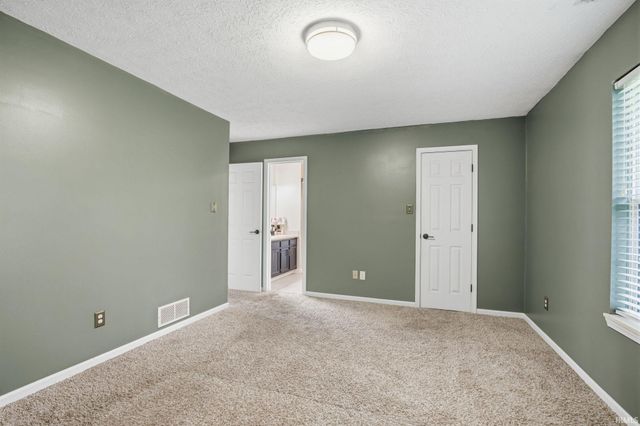 8449 Southern Springs Boulevard, Indianapolis, IN 46237