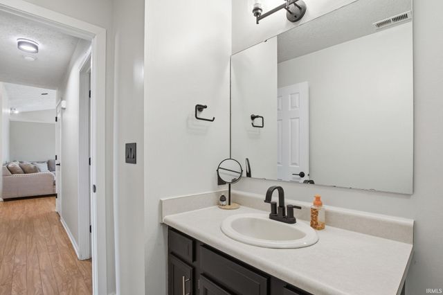 8449 Southern Springs Boulevard, Indianapolis, IN 46237