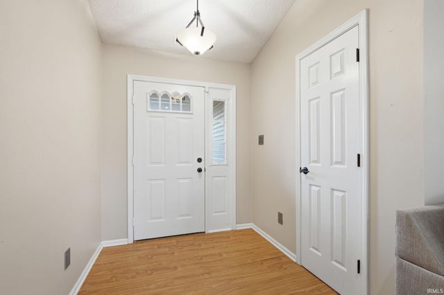 8449 Southern Springs Boulevard, Indianapolis, IN 46237