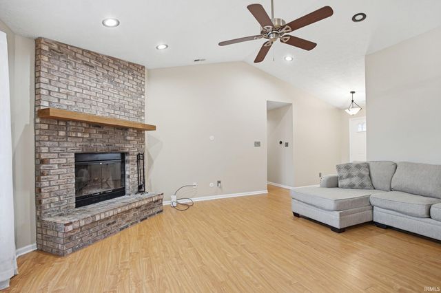 8449 Southern Springs Boulevard, Indianapolis, IN 46237