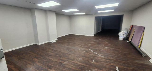 935 W Greenfield AVENUE, Milwaukee, WI 53204