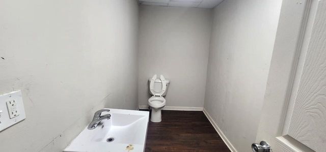 935 W Greenfield AVENUE, Milwaukee, WI 53204