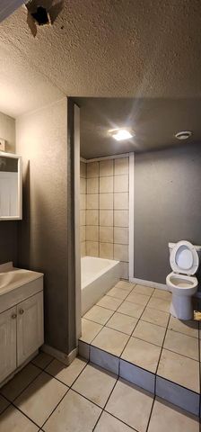 935 W Greenfield AVENUE, Milwaukee, WI 53204