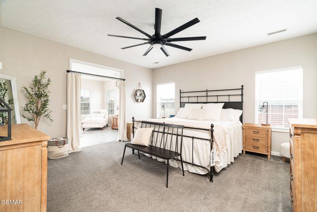 1407 Ellis Woods Loop, Sevierville, TN 37876
