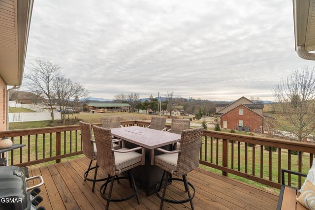 1407 Ellis Woods Loop, Sevierville, TN 37876