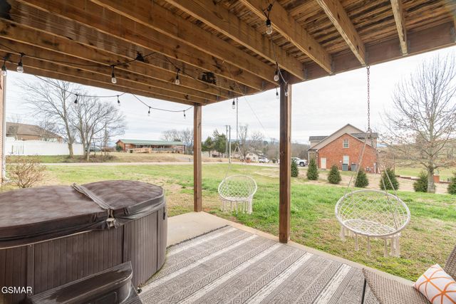 1407 Ellis Woods Loop, Sevierville, TN 37876