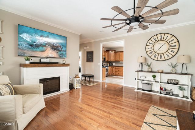 1407 Ellis Woods Loop, Sevierville, TN 37876