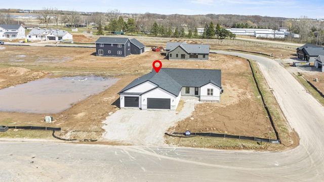N8842 KILLARNEY WAY, Menasha, WI 54952