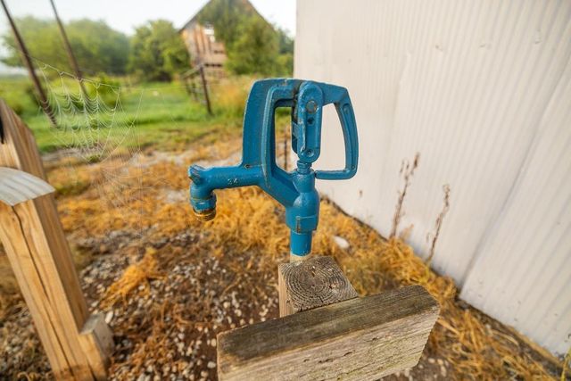 27940 Indianapolis Road, Wellsville, KS 66092