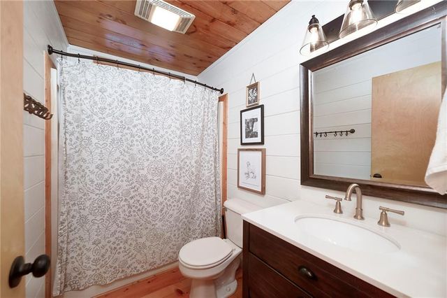 78 Tomahawk Trail, Blue Ridge, GA 30513