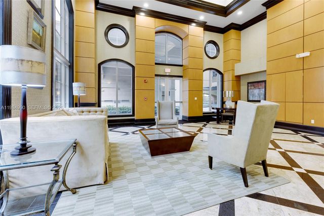 3001 NE 185th St 317, Aventura, FL 33180