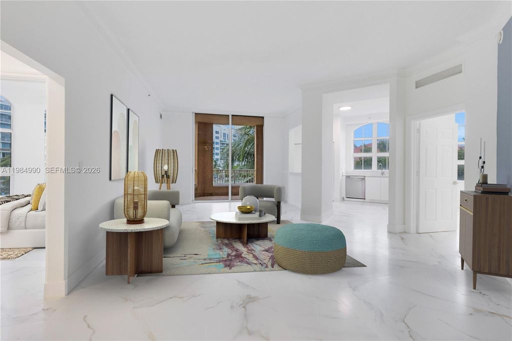 3001 NE 185th St 317, Aventura, FL 33180