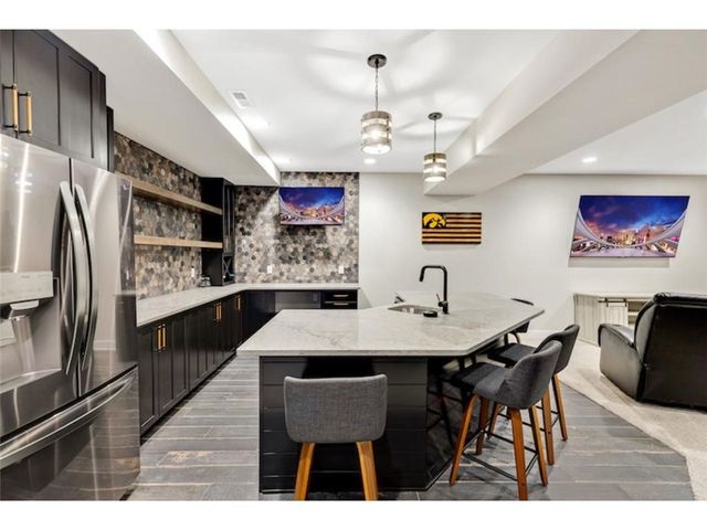 6129 NE Sherman Drive, Ankeny, IA 50021