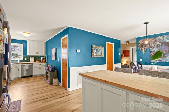 4913 Friendly Drive, Granite Falls, NC 28630