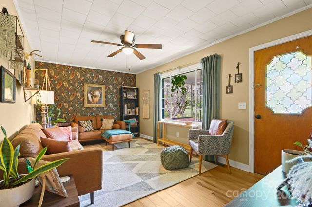 4913 Friendly Drive, Granite Falls, NC 28630