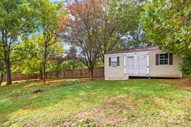 4913 Friendly Drive, Granite Falls, NC 28630