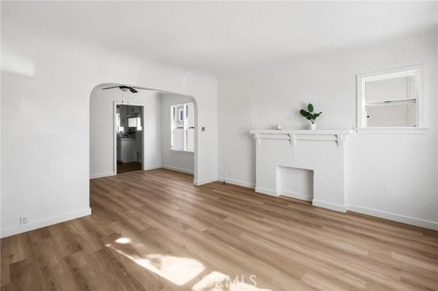 3927 Broadway, Huntington Park, CA 90255