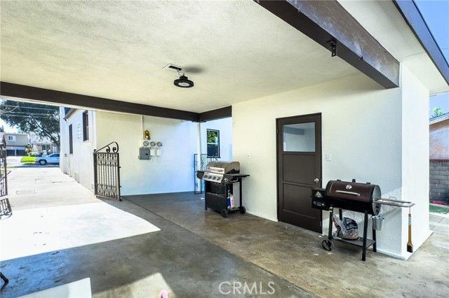 3927 Broadway, Huntington Park, CA 90255