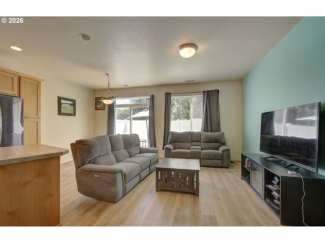 2428 Ne 113TH Ct, Vancouver, WA 98684