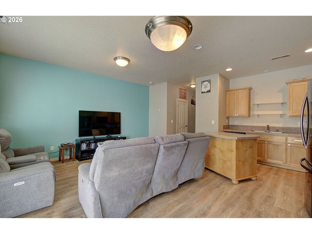 2428 Ne 113TH Ct, Vancouver, WA 98684