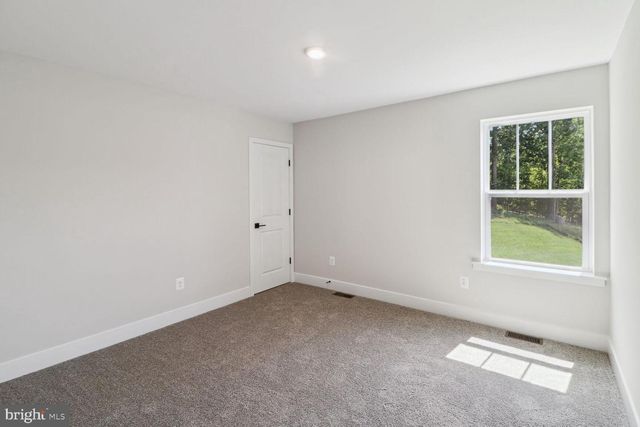 3995 FARMDALE RD, Nottingham, MD 21236