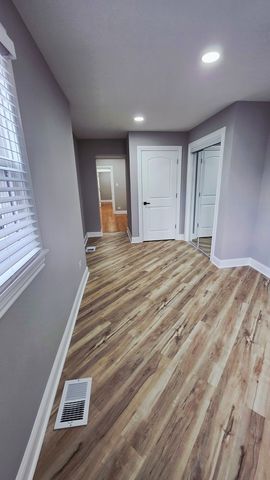 5623 N Miltimore Avenue, Chicago, IL 60646