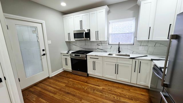 5623 N Miltimore Avenue, Chicago, IL 60646