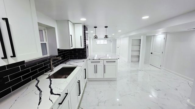 5623 N Miltimore Avenue, Chicago, IL 60646