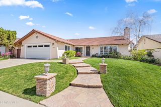 2236 Emmett Avenue, Simi Valley, CA 93063
