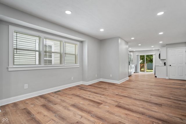 255 Iowa Street, Indianapolis, IN 46225