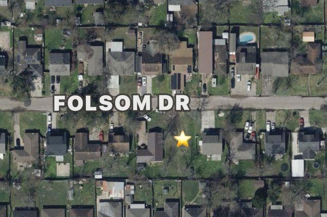 17002 Folsom Drive, Houston, TX 77049