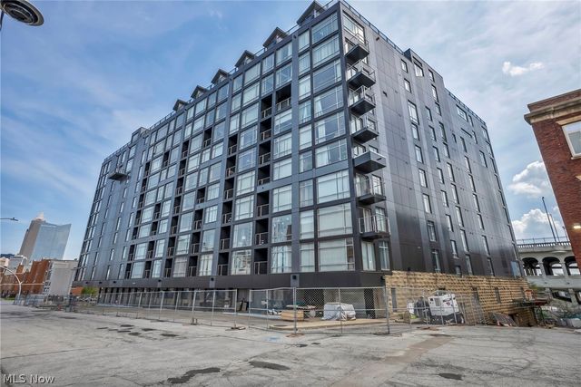 2222 Detroit Avenue 504, Cleveland, OH 44113