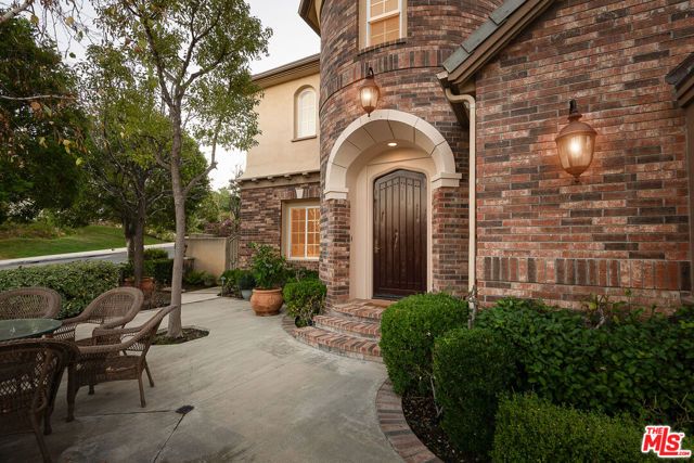 26706 Provence Drive, Calabasas, CA 91302