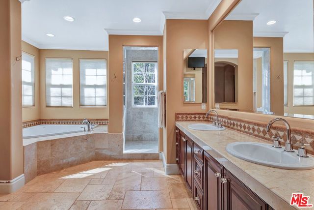 26706 Provence Drive, Calabasas, CA 91302