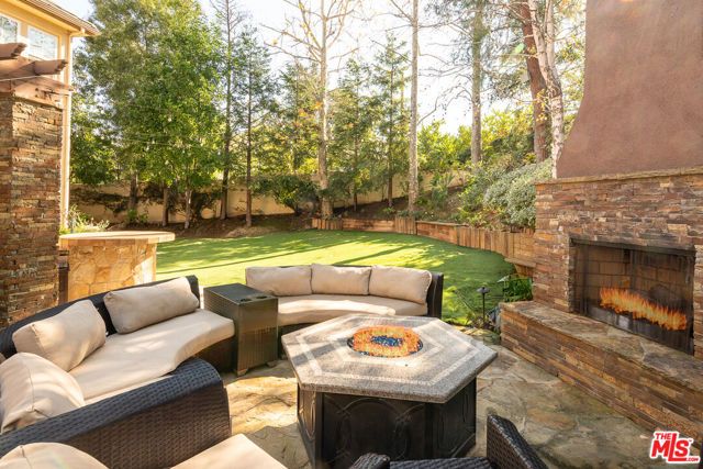 26706 Provence Drive, Calabasas, CA 91302