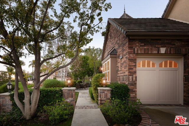 26706 Provence Drive, Calabasas, CA 91302
