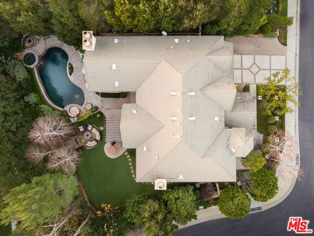 26706 Provence Drive, Calabasas, CA 91302