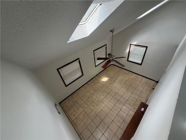 1416 22nd Avenue SW, Vero Beach, FL 32962
