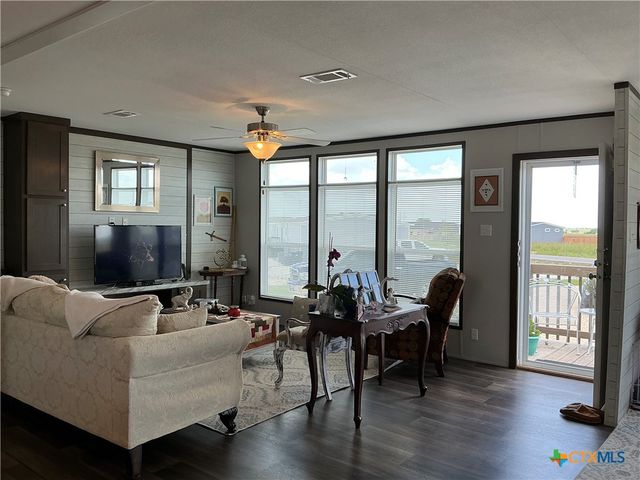 1170 Saltgrass Drive, Salado, TX 76571