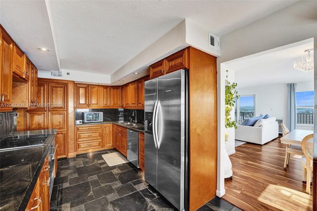 1201 S Ocean Dr 1702N, Hollywood, FL 33019