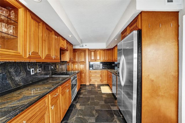 1201 S Ocean Dr 1702N, Hollywood, FL 33019