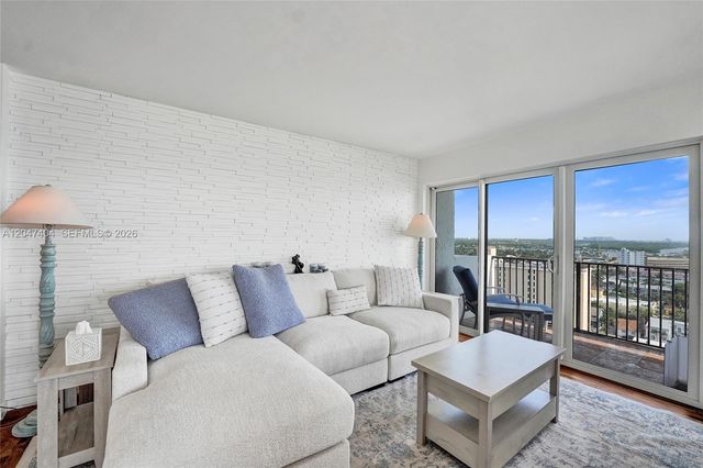 1201 S Ocean Dr 1702N, Hollywood, FL 33019
