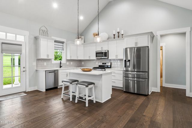 576 Gardenia Drive, Johnson City, TN 37615