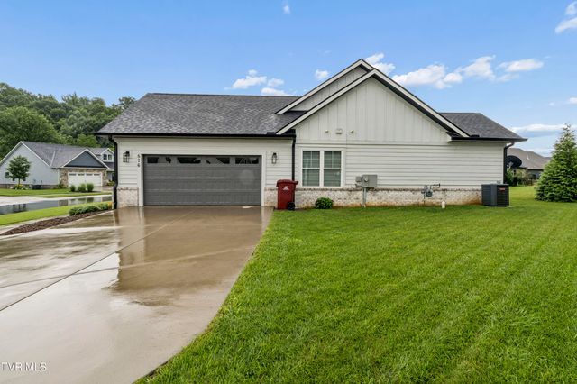 576 Gardenia Drive, Johnson City, TN 37615
